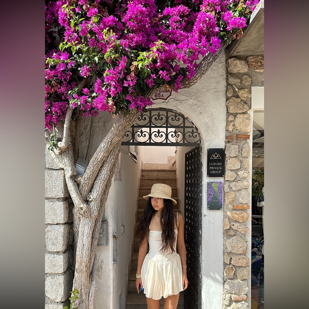 Strangers and Lovers Romper Size Small